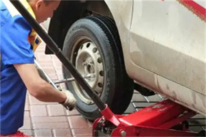 积水潭附近拖车24小时服务热线电话